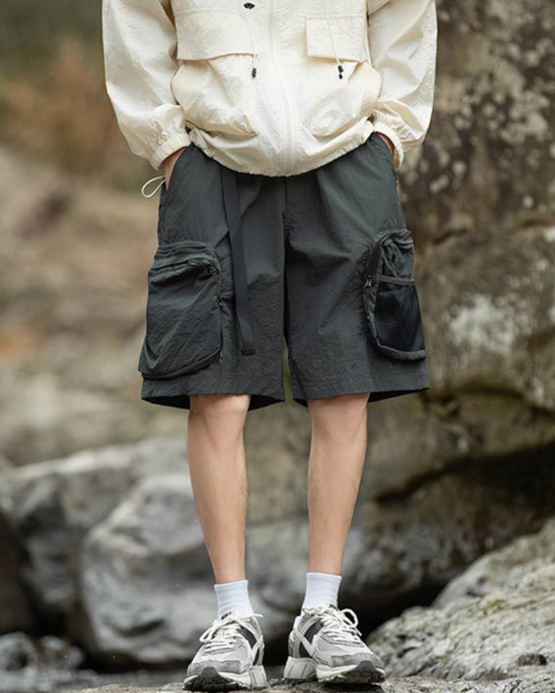 Alpenwear MoveLite™ – Funktionale Outdoor-Shorts mit Mehrfachtaschen - Schwarz